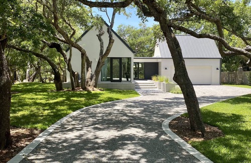 Ponce Inlet House | An architectural gem surrounded by beachy Oak trees! MUST SEE! New construction!
