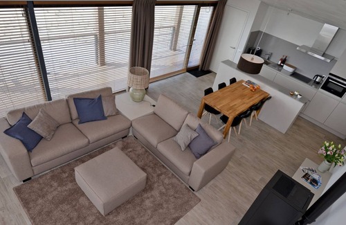 Ouddorp Cabin | An exceptional stay in a spacious villa located in the beautiful nature of Zeeland!