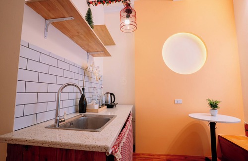 Thuy Khue Hotel | An Homestay Lakeview Apartment