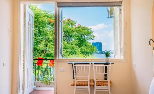 Thuy Khue House | An Homestay Lakeview Apartment