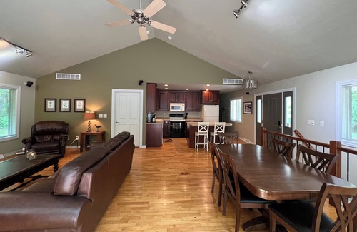 Sturgeon Bay House | An Oasis in the Woods