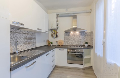Ferrara Historic Centre Apartment | An oasis of peace city center, garden, free private parking & bikes
