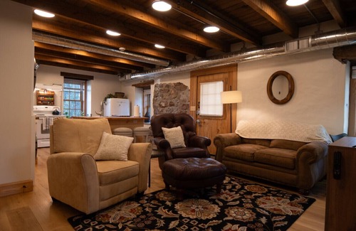 Stouchsburg Apartment | An old mill from the 1800`s has been renovated into a Mill House with three Suites - two with private entrances