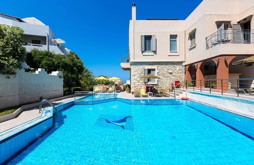 Panormos Apartment | An open space studio with fully equipped kitchen accommodating up to three.