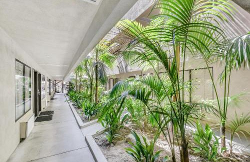 Anaheim Resort Hotel | Anaheim Desert Inn & Suites