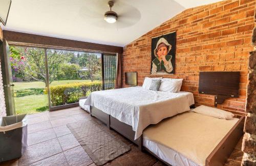 Ajijic Villa | ANANA Casa SK Villa Garden & Family-Friendly