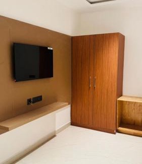Tiruvannamalai Hotel | Anantharaa Hotel