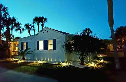 St. Augustine Beach House | Anastasia Lodge Beachside Home in St Augustine Beach