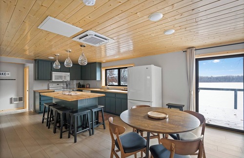 Pequot Lakes Cabin | Anchor Bay-Feet from water's edge|Deck|Grill|
