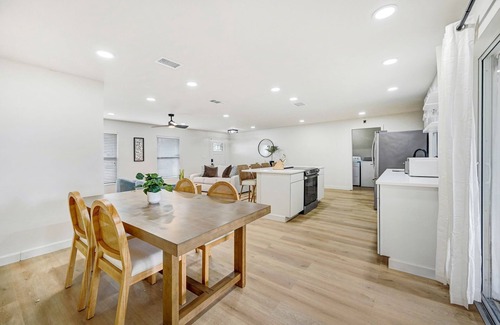 Merritt Island House | Anchor14 | Coastal Getaway on Merritt Island