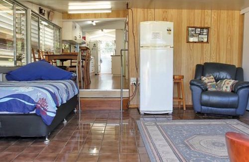 Amity Point House | Anchorage