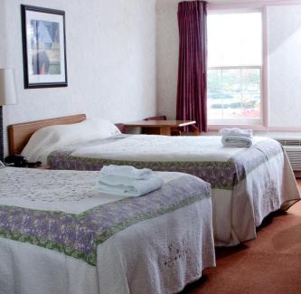 South Burlington Hotel | Anchorage Inn Burlington