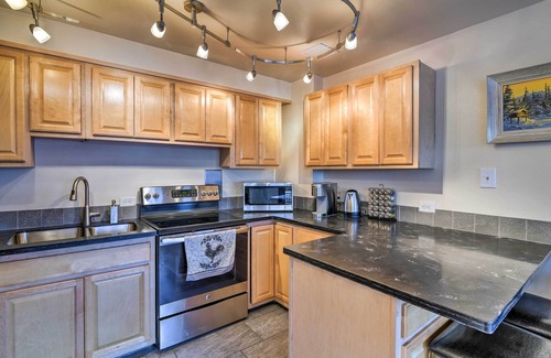 South Addition Condo | Anchorage Vacation Rental in Walkable Area!