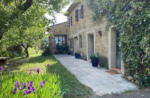 Entrecasteaux House | Ancienne Bastide Rénovée Pleine Nature Provençale Avec Piscine