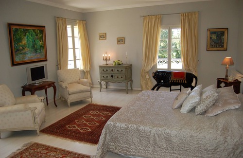 Saint-Gilles Other | Ancienne Commanderie, 18 pers, private heated pool and garden, quiet location
