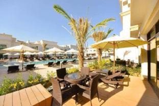 Abu Dhabi Resort | Andalus Al Seef Resort & Spa