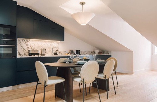 Santos Apartment | Ando Living - Abrantes 50 House - 502