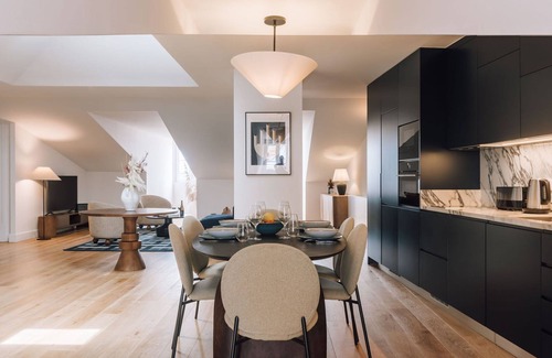 Santos Apartment | Ando Living - Abrantes 50 House - 502