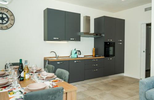 Salionze Apartment | Andrea Lake room