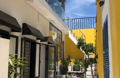Tho Quang Beach Villa | Andrew House