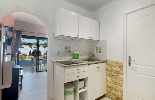 Dafnata House | Andromaches Holiday Apartments