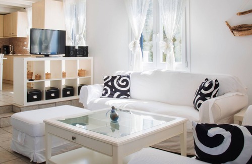 Kipri Villa | Andros Luxury House - for families groups - Pool, Seaview, 250m Beach