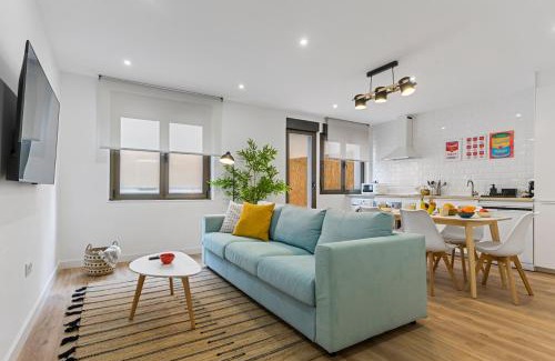Gijon-Este Apartment | Andy Warhol apartamento con terraza