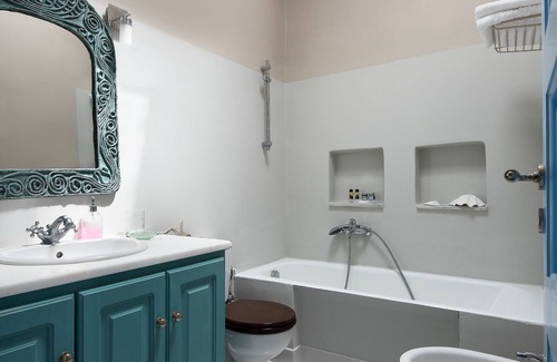 Houlakia House | Anerousses Mykonian Traditional Houses