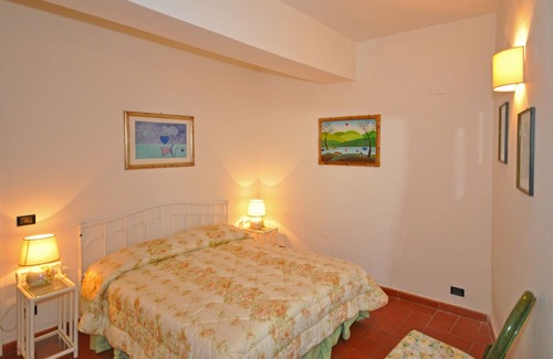 Pitigliano Apartment | Anfora 1 - Vacation Rental with swimming pool in near Bolsena Lake