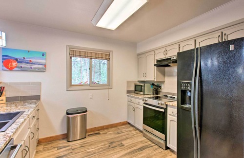 Angel Fire Cabin | Angel Fire Cabin: Hot Tub, Fire Pit & Trail Access