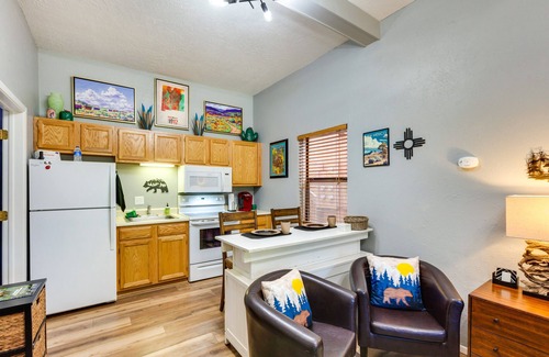 Angel Fire Apartment | Angel Fire Studio w/Fireplace, Walk to Resort!
