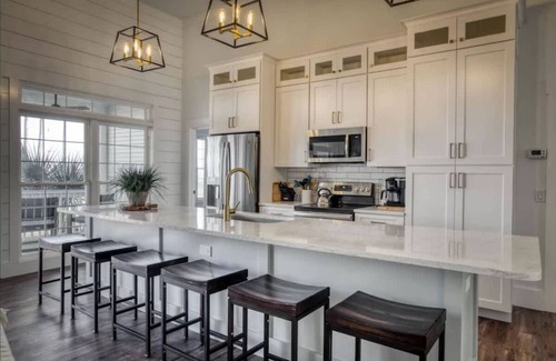 Melrose on the Beach House | Angel Oak Cottage-5bdrm Luxury and Beachfront