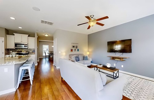 Johns Island House | Angel Oak Retreat – Elegant 3BR Johns Island Home, Near Beaches, Full Amenities