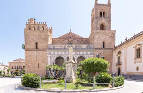 Monreale Apartment | Angela's House