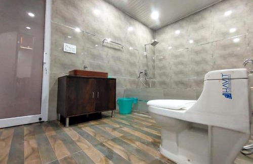 Noida House | ANGELFARMHOUSE