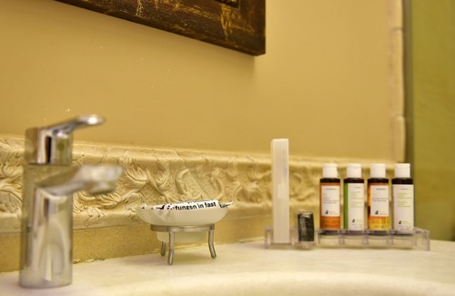 idhra Hotel | Angelica Boutique Hotel