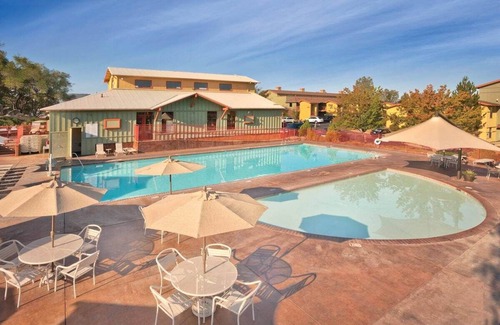 Angels Camp Resort | Angels Camp - Unwind along California's quiet foothills
