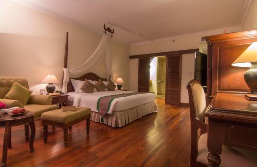 Siem Reap Hotel | Angkor Palace Resort & Spa