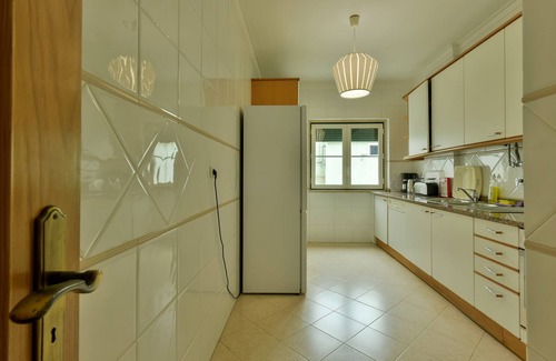 Lisbon Old Town Condo | Angle's 67 With parking Place