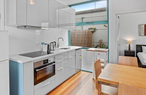 Anglesea Apartment | Anglesea Waterfront 40 - walk to the beach and river