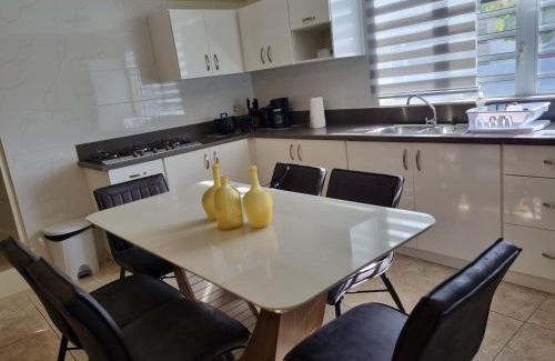Brievengat Apartment | Angola Apartment B