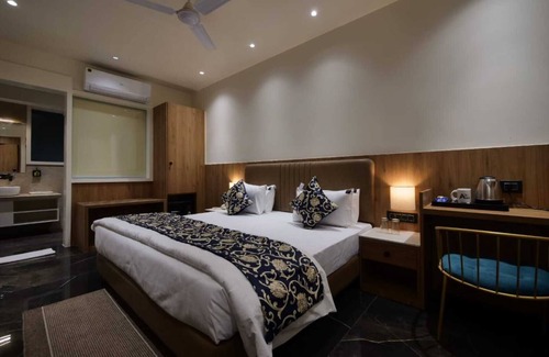 Jabalpur Hotel | Ankit Hotel by M Square