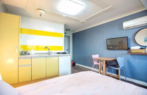 Taean House | Anmyeondo Badatga Pension