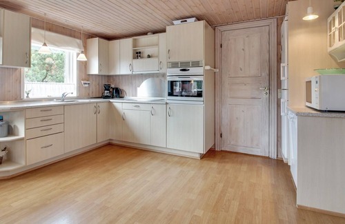 Vejers House | "Annakarin" - 500m from the sea by Interhome