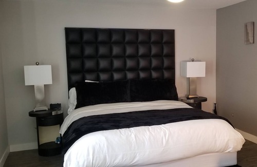 North Las Vegas Cabin | .annanananna