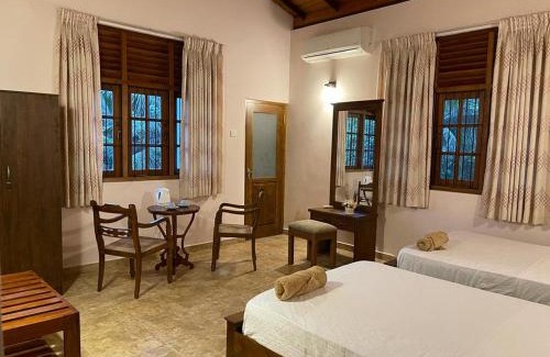 Bope-Poddala Hotel | Anne's Bungalow