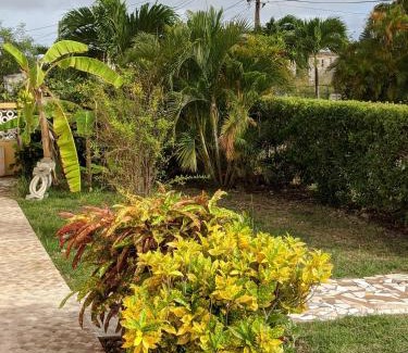 Oistins Apartment | Anne's Villa