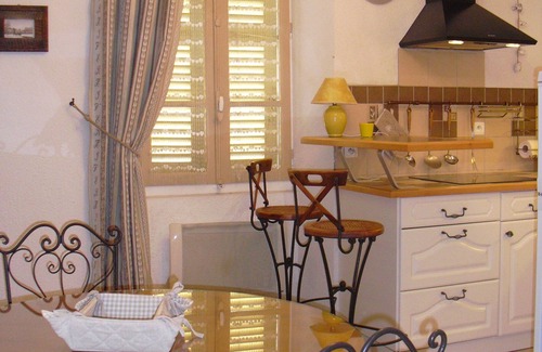 Annecy Apartment | ANNECY COQUET T2 FURNITURE, NEAR LAKE, OLD TOWN, 2 BIKES