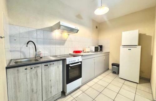Meyras Apartment | Annexe Boullée Appartement 1 - Thermes Neyras les Bains