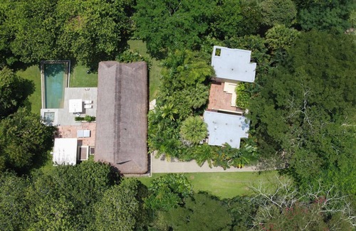 Anapoima Villa | Anp032 - Elegant house at Mesa de Yeguas Country Club